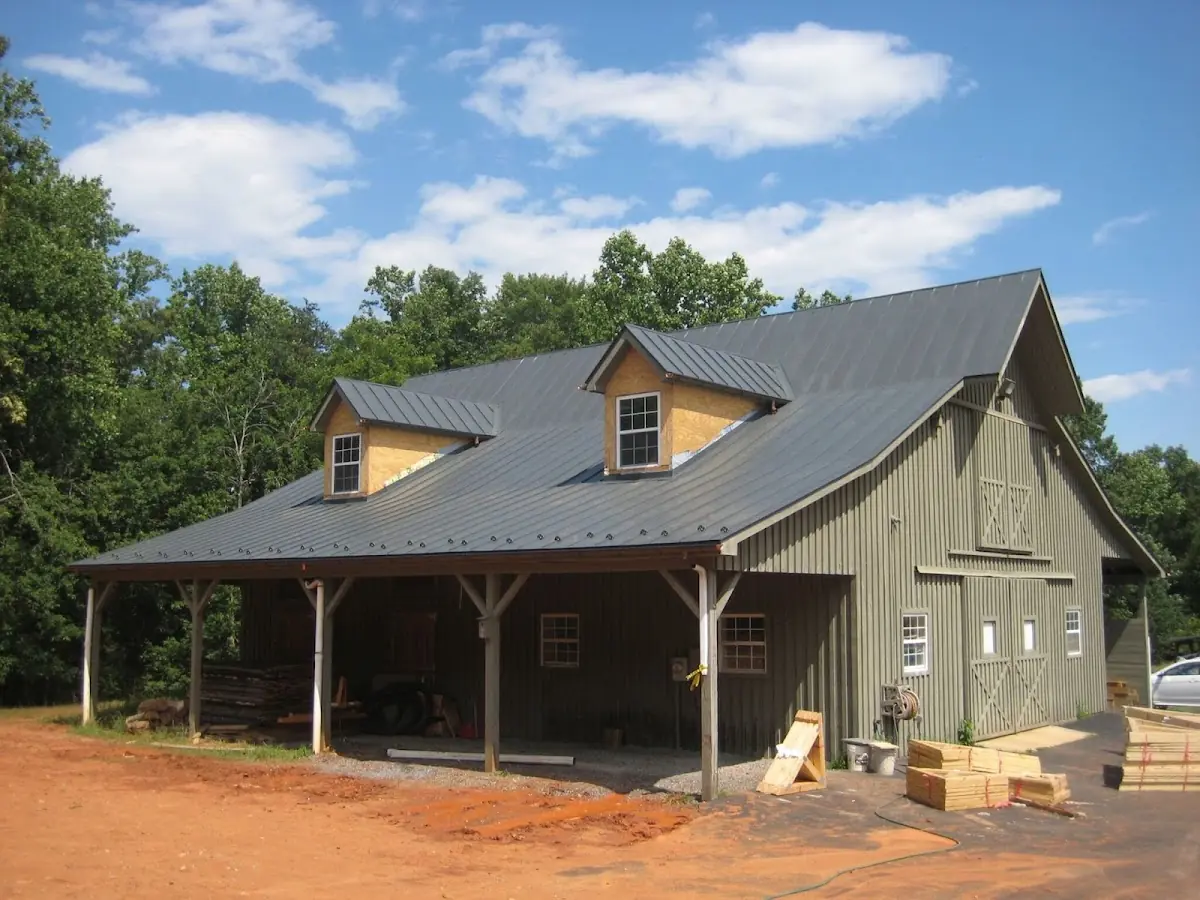 Expert Asphalt Roof Repair workmanship in Mount Airy